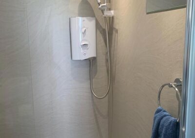 Camlad Valley Luxury Pods - Ridgeway bathroom and shower facilities